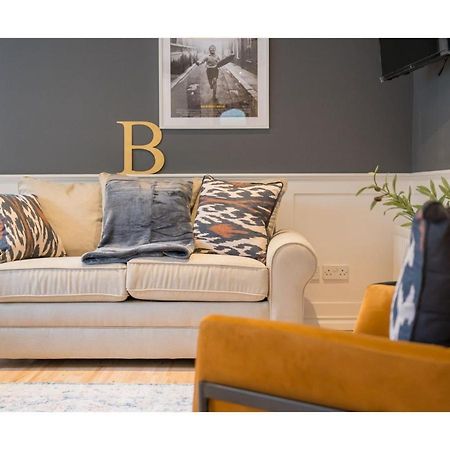 Central Belfast Apartments Windsor מראה חיצוני תמונה