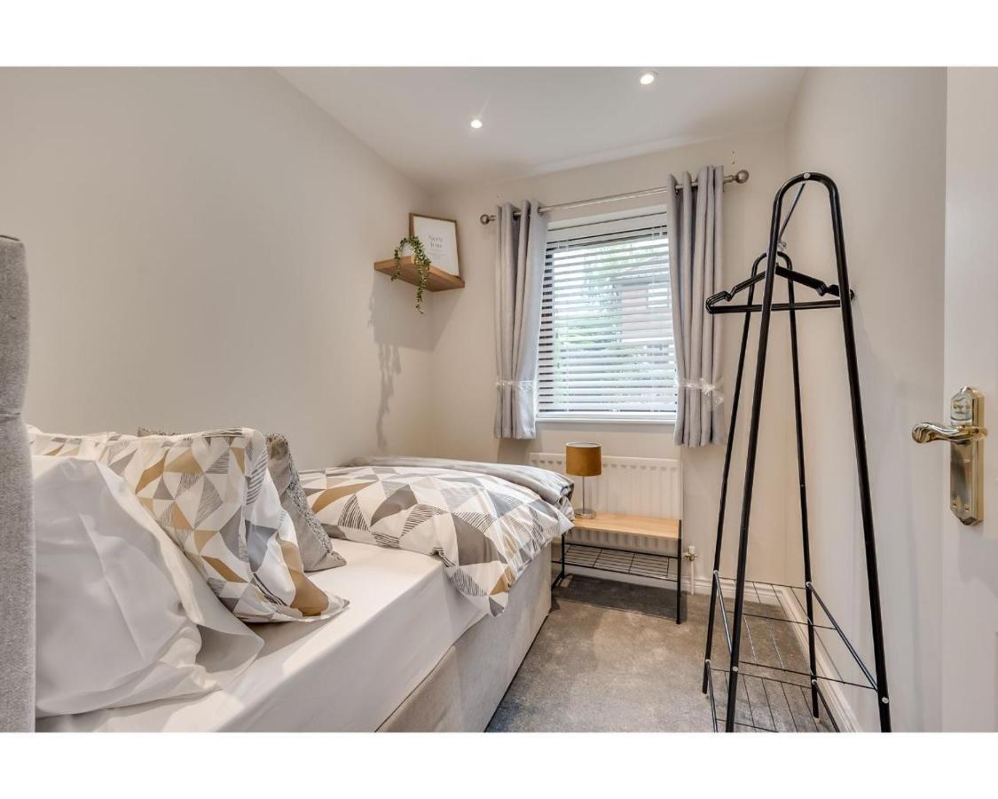 Central Belfast Apartments Windsor מראה חיצוני תמונה